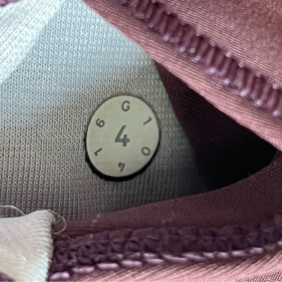 LULULEMON :: LEGGINGS - Picture 11 of 12